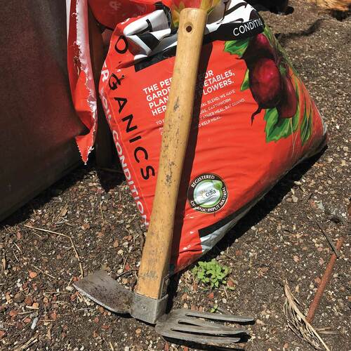 Barnel 15-inch combination cultivator/hoe